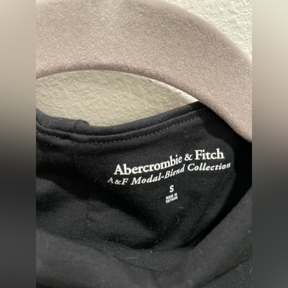 Abercrombie Ruched Shell Top - Picture 4 of 4